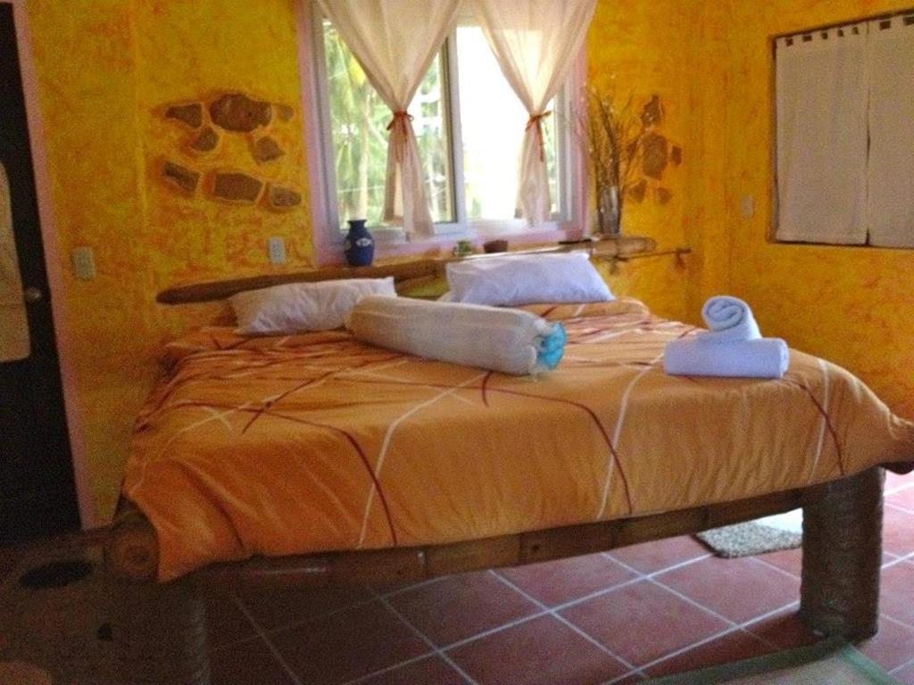 Kokays Maldito Dive Resort Logon Room photo